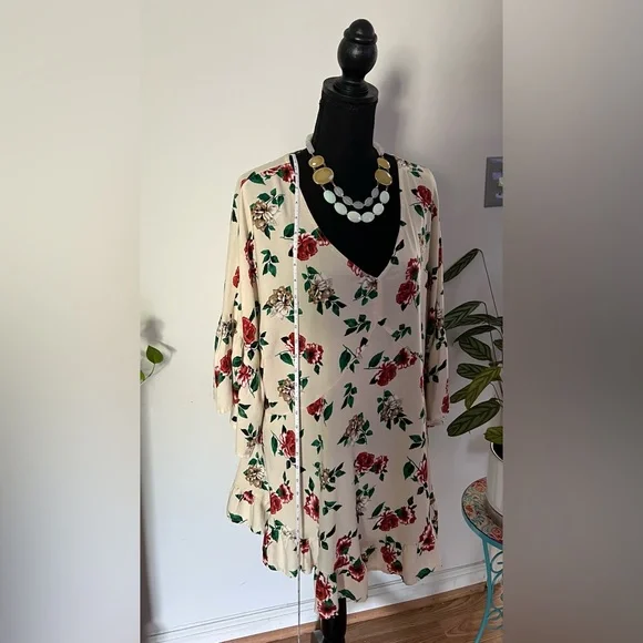 Plus Avenue Floral 🌸Women’s Blouse - Picture 8 of 9